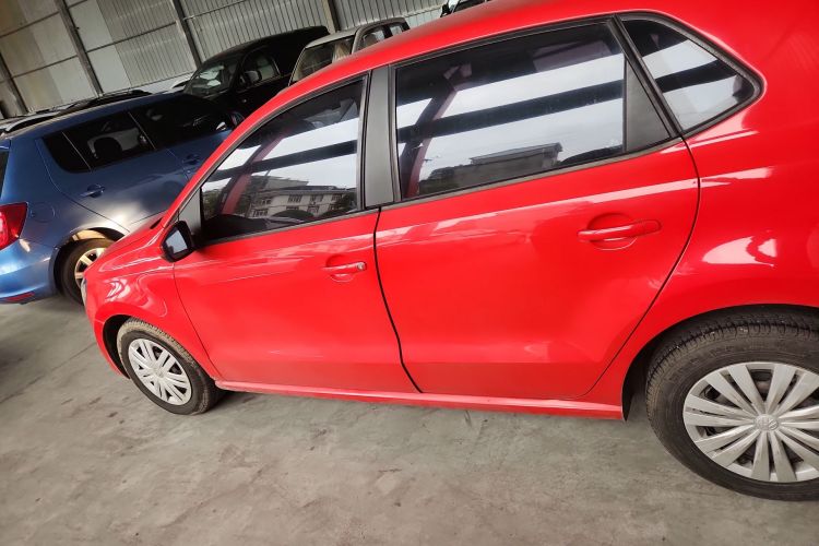 大众 Polo 2016款 1.4L 自动风尚型车身外观4