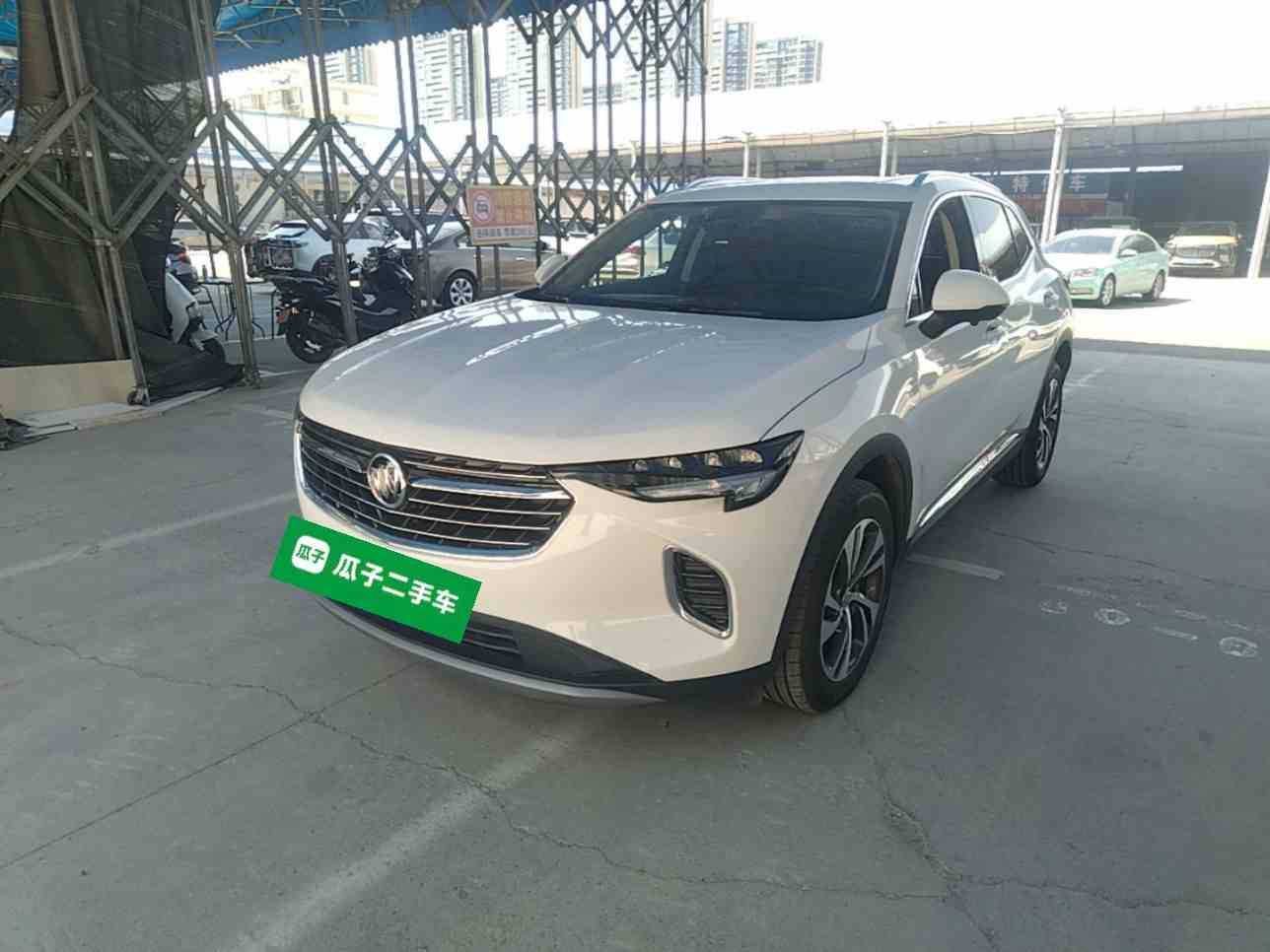 别克 2023款 昂科威S 552T 两驱豪华型(2)