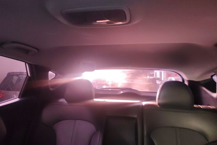 北京现代ix35 2015款 2.0L 自动两驱智能型 国V中控内饰22