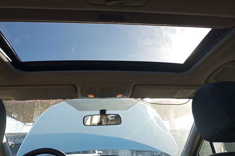 斯巴鲁XV 2012款 2.0i 精英版中控内饰22