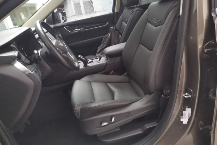 凯迪拉克XT5 2018款 25T 豪华型中控内饰19