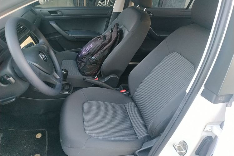 大众 桑塔纳 2018款 1.5L 手动风尚版局部细节19