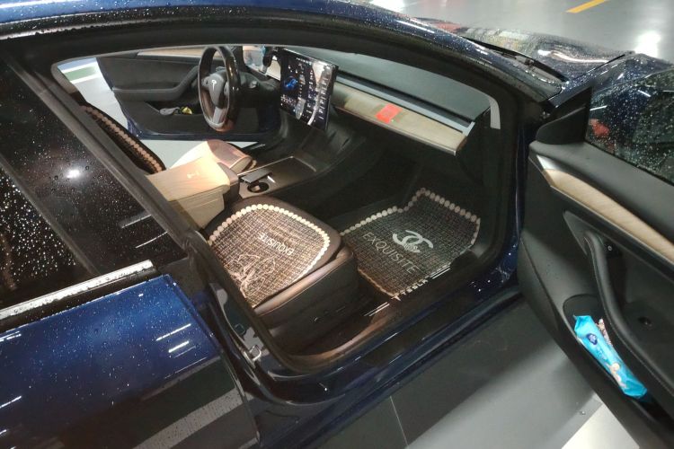 特斯拉 Model 3 2021款 标准续航后驱升级版局部细节9005