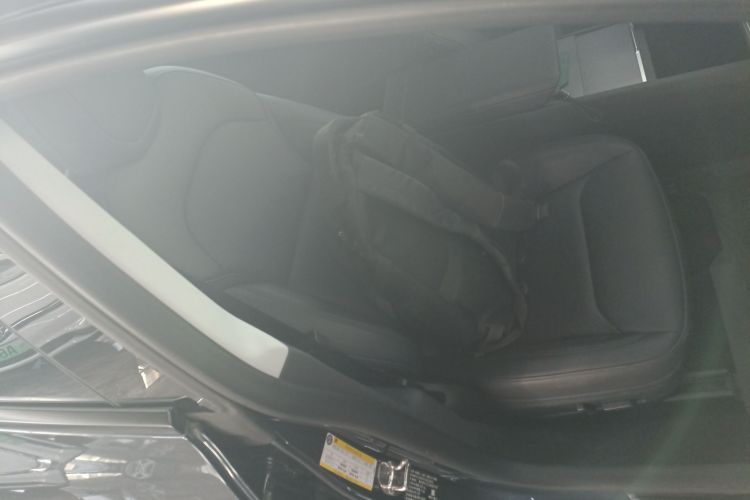 特斯拉 Model 3 2023款 后轮驱动版局部细节41