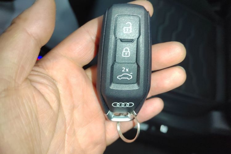 奥迪Q6L e-tron 2026款 首发领航版中控内饰11