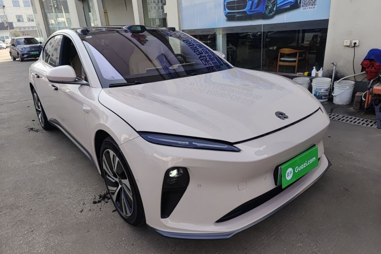 蔚来ET5 2022款 75kWh车身外观3