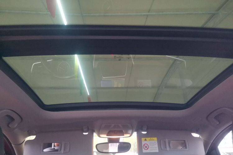 宝马2系旅行车 2016款 218i 运动设计套装中控内饰22