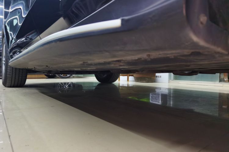 奔驰GLC 2021款 GLC 260 L 4MATIC 动感型局部细节9002