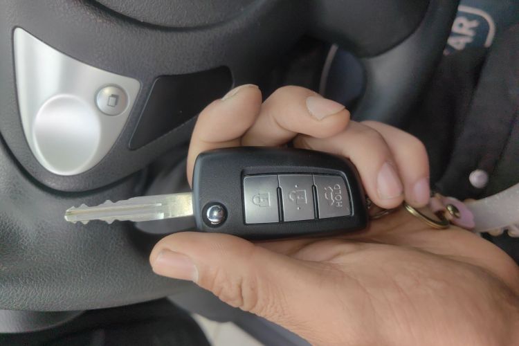 日产 轩逸 2024款 经典 1.6XE CVT舒适版中控内饰11