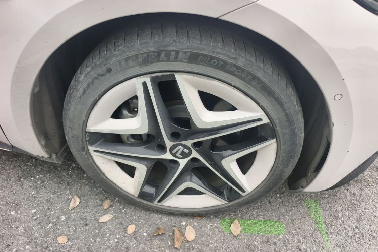 飞凡汽车 飞凡F7 2023款 长续Pro版车身外观6007