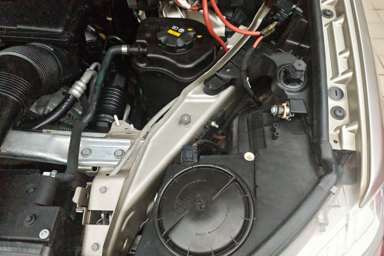 宝马X5(进口) 2014款 xDrive35i 典雅型局部细节9007