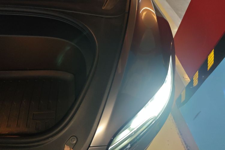 特斯拉 Model 3 2023款 长续航全轮驱动版局部细节9007