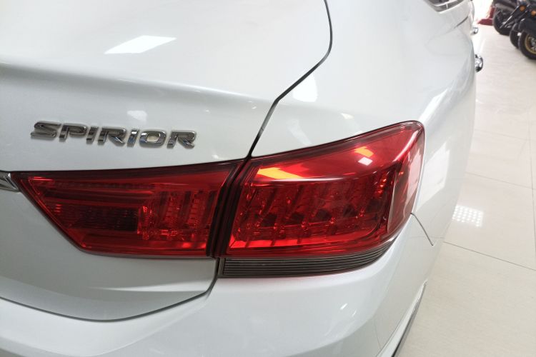 本田 思铂睿 2015款 2.4L 尊贵版车身外观9