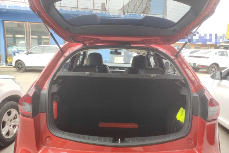 吉利汽车 远景X3 2019款 升级版 1.5L CVT尊贵型机舱底盘23