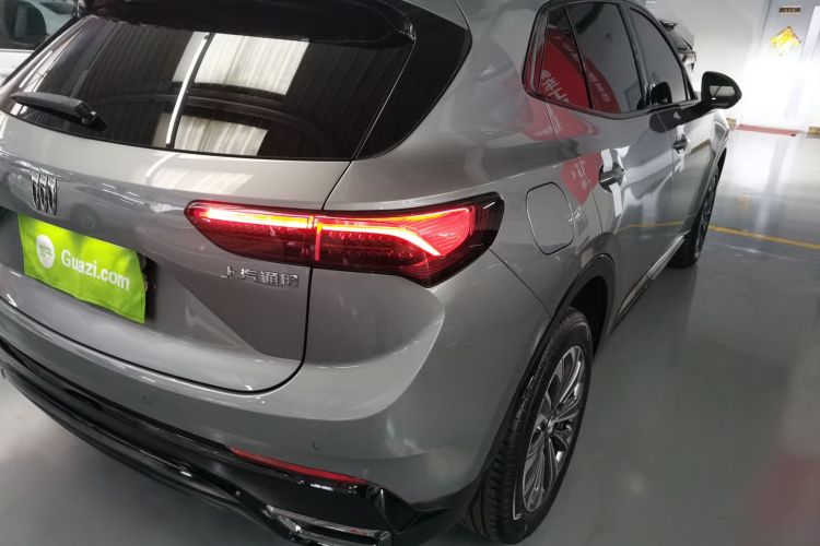 别克 2024款 昂科威S  25T 炫黑风尚版车身外观9