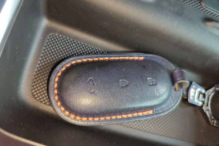 理想汽车 理想L8 2023款 Pro中控内饰7001