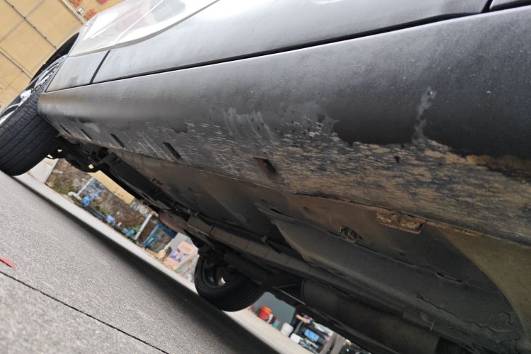 东风风神AX4 2017款 1.6L DCT潮尚型局部细节9001