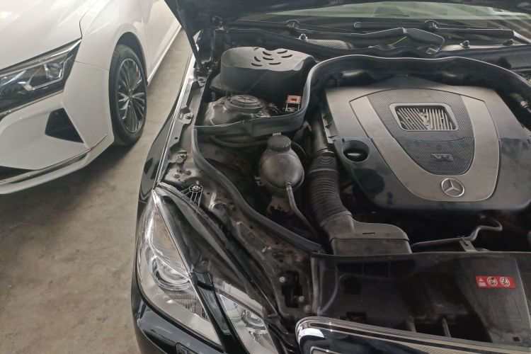 奔驰E级(进口) 2009款 E 300 优雅型局部细节9006