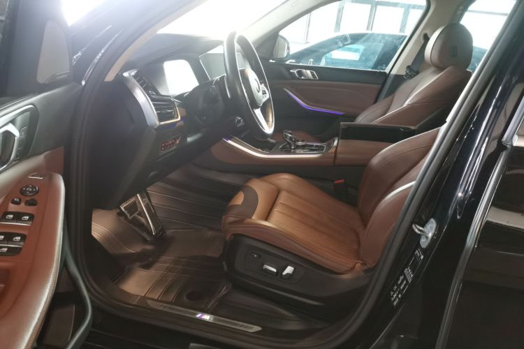 宝马X5(进口) 2020款 xDrive30i M运动套装中控内饰19