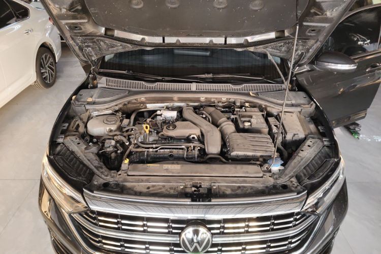 大众 速腾 2023款 300TSI DSG超越版机舱底盘24