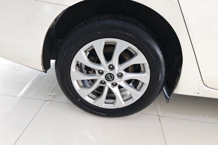 日产 轩逸 2021款 经典 1.6XE CVT舒适版车身外观6008