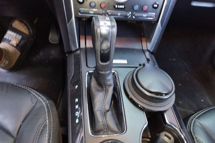 福特 探险者(进口) 2016款 2.3T 精英版局部细节18