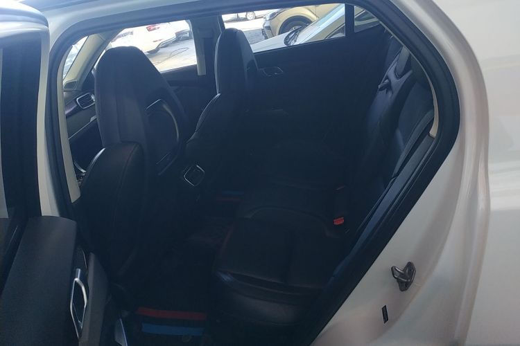 领克01 2017款 2.0T 四驱劲Pro版中控内饰21