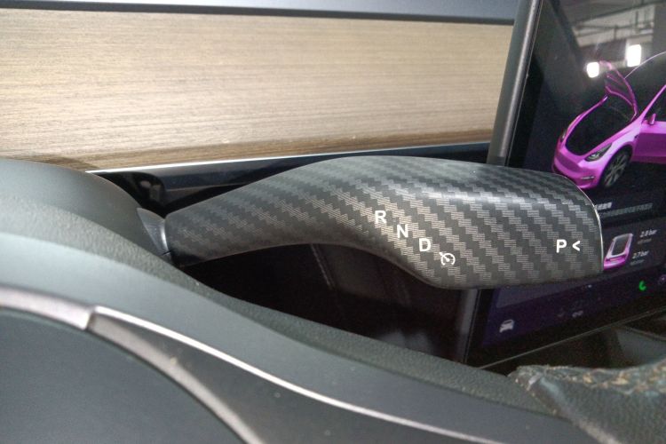 特斯拉 Model Y 2021款 标准续航后驱版局部细节18