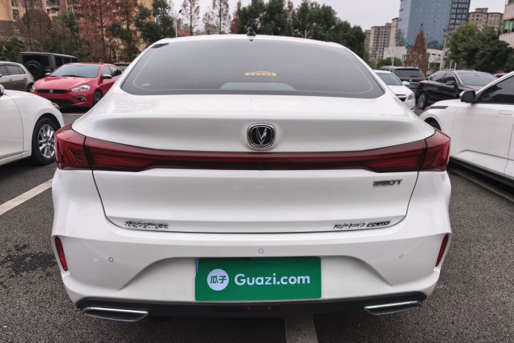 长安 逸动 2024款 PLUS 蓝鲸NE 1.4T GDI DCT高能版车身外观6