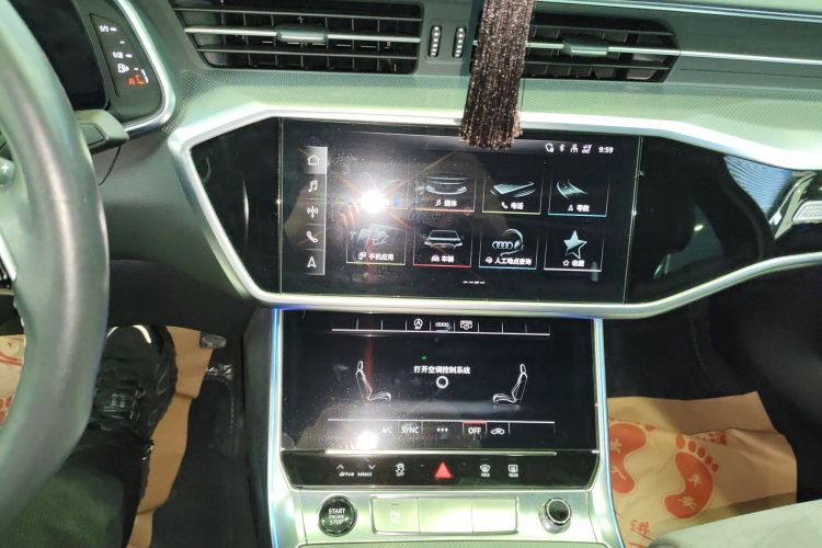 奥迪A6L 2023款 改款 40 TFSI 豪华动感型中控内饰16