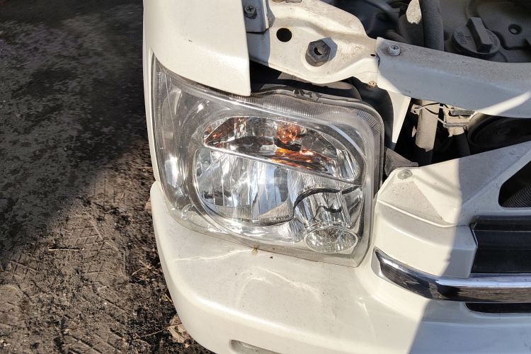 铃木 北斗星 2016款 1.4L 手动超值型车身外观8