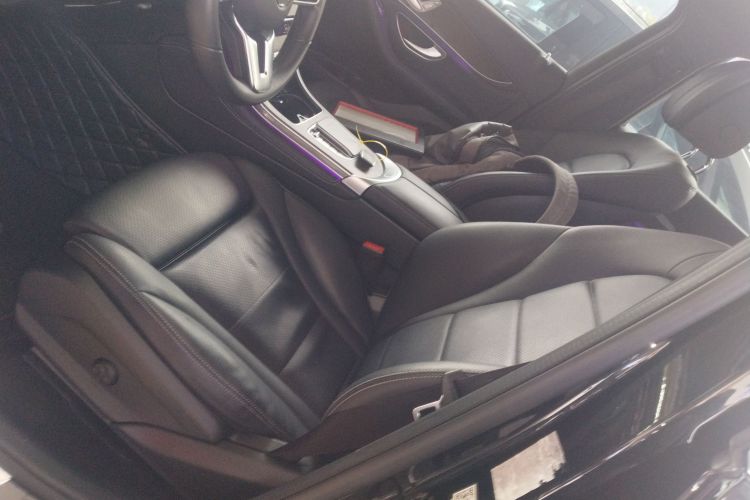 奔驰GLC 2020款 GLC 260 L 4MATIC 豪华型局部细节19