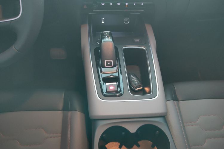 雪铁龙 天逸 C5 AIRCROSS 2021款 400THP 悦享型中控内饰18