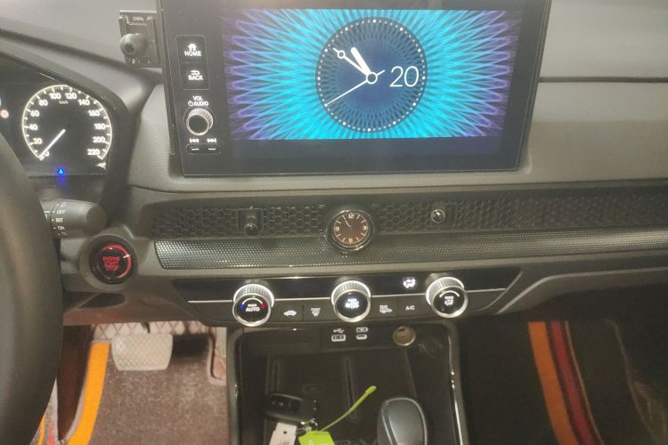 本田CR-V 2024款 240TURBO 两驱锋尚版 5座中控内饰16