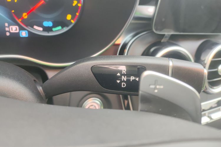 奔驰C级 2020款 改款 C 260 L 运动版中控内饰18