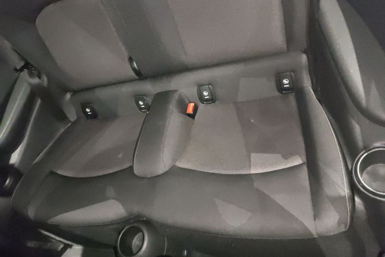 MINI 2016款 1.2T ONE 先锋派中控内饰7008