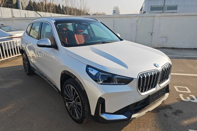 宝马X1 2023款 xDrive25Li X设计套装车身外观3