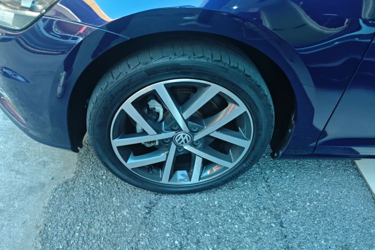 大众 高尔夫 2018款  230TSI 自动豪华型车身外观6007