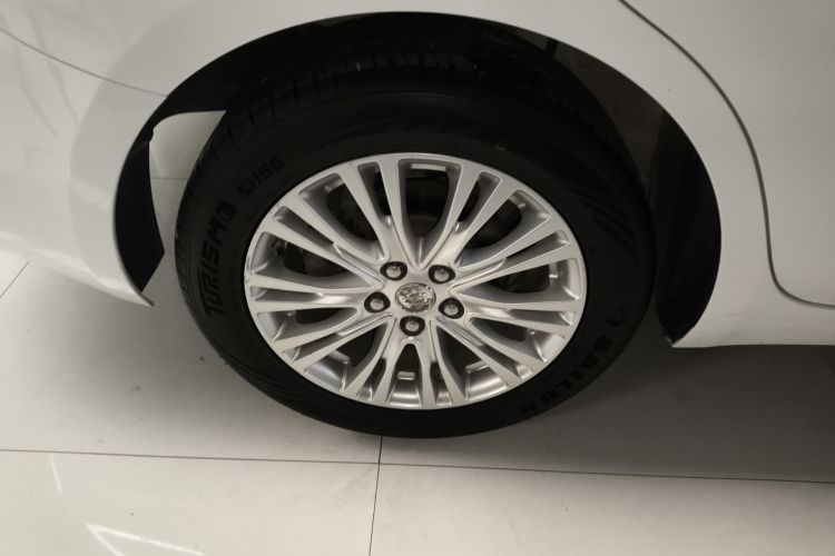 别克 英朗 2016款 15N 自动精英型车身外观6008