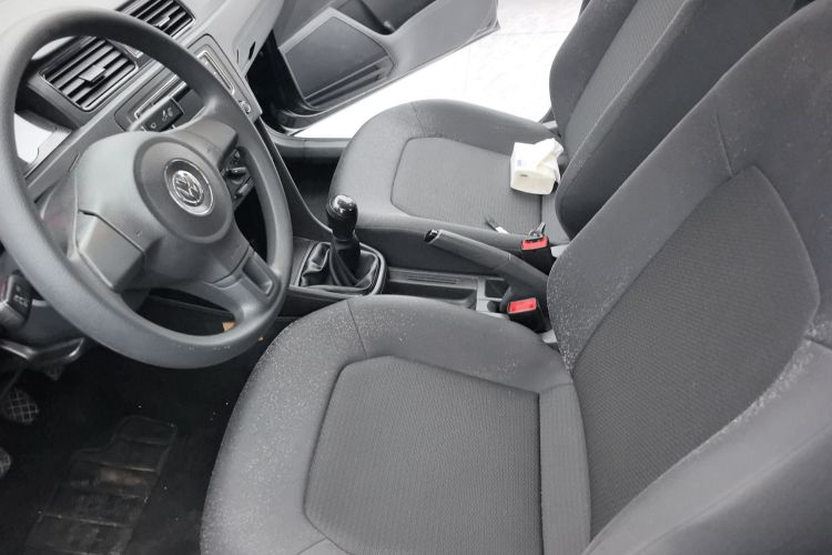 大众 桑塔纳 2013款 1.6L 手动风尚版中控内饰19