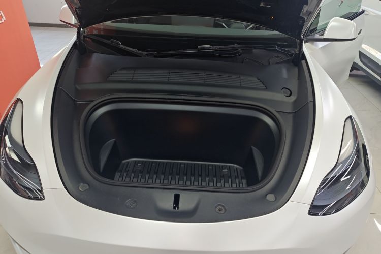 特斯拉 Model Y 2024款 后轮驱动版局部细节24