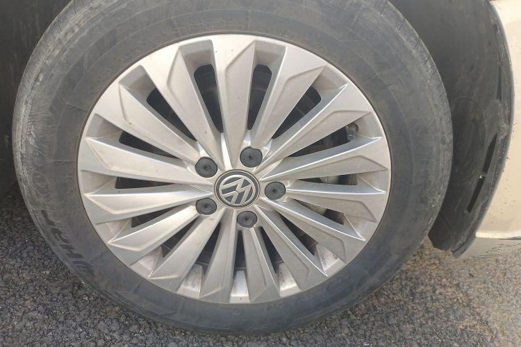 大众 朗逸 2018款 1.5L 手动舒适版 国V车身外观10