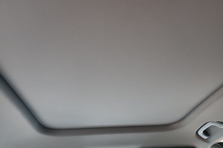 吉利银河 银河L7 2024款 1.5T 115km PLUS  龙腾版中控内饰22