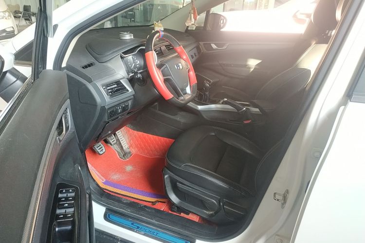 吉利汽车 帝豪GS 2018款 运动版 1.4T 手动领尚型中控内饰20