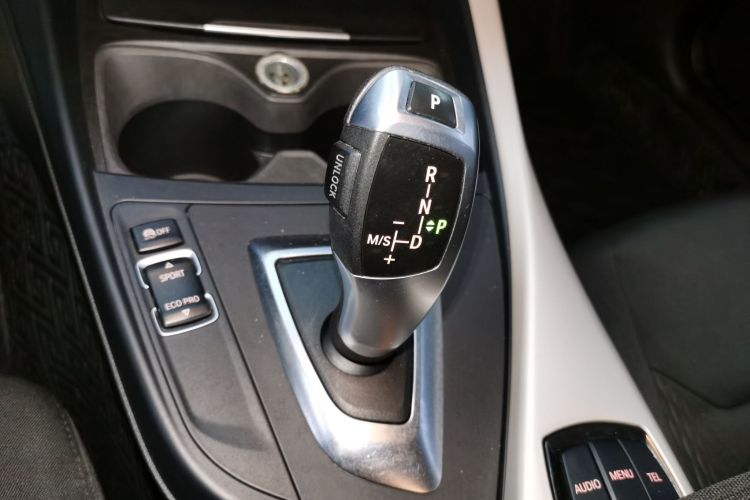 宝马1系(进口) 2013款 改款 116i 领先型局部细节18