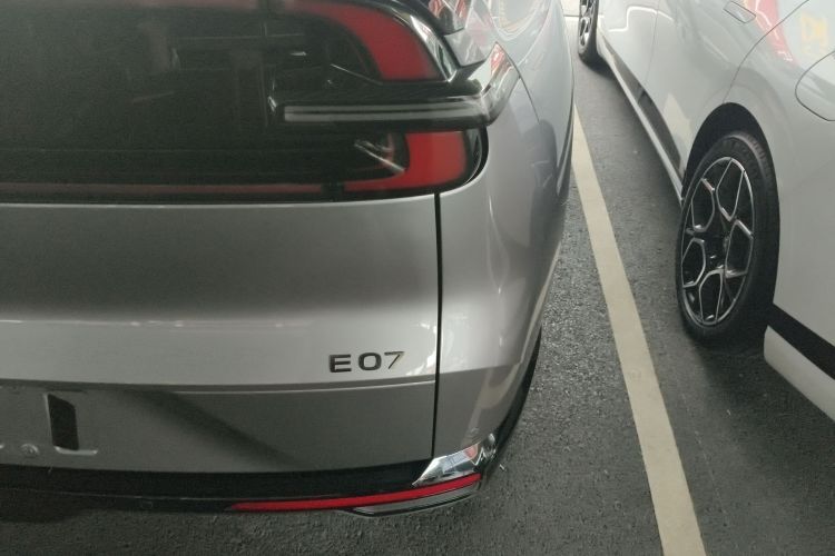 长安启源E07 2026款 纯电 四驱 90kWh Ultra车身外观6003