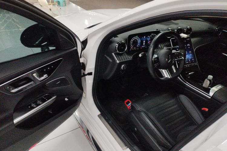 奔驰C级 2022款 改款 C 200 L 运动版中控内饰20