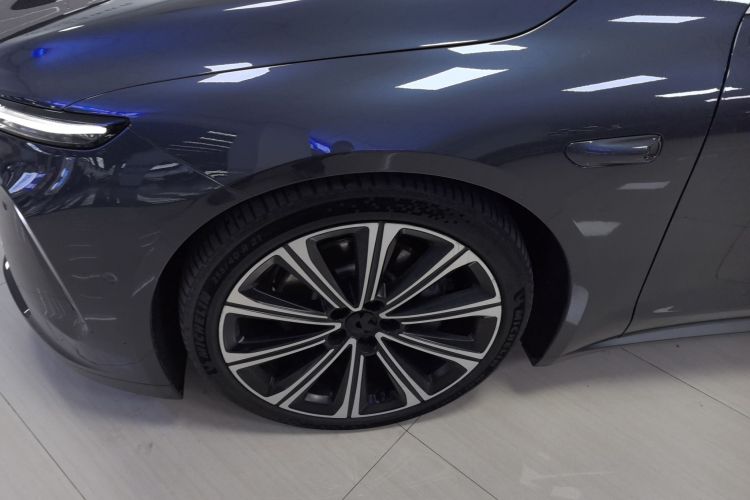 蔚来ET7 2023款 75kWh车身外观6007