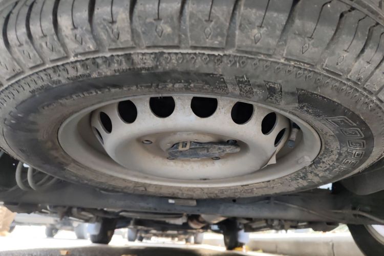 福特 途睿欧 2017款 2.0T 自动精英版局部细节9009