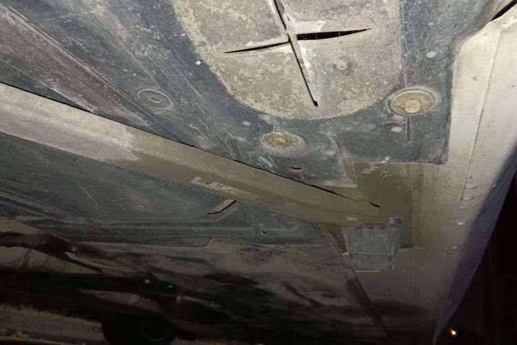 宝马1系 2021款 改款 120i M运动曜夜版局部细节9002